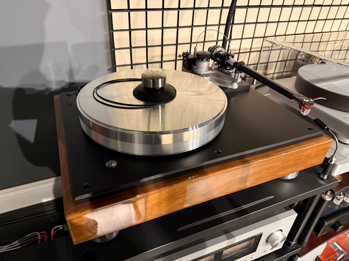 SPECIALS - ON SALE - NEW - Display - Demo and Consignment