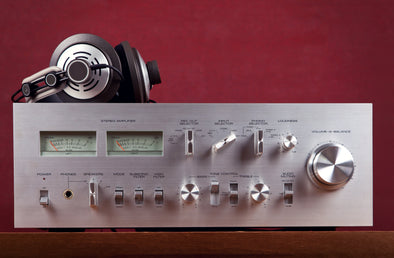 Simplifying Sound Excellence: Discover the World of Integrated Amplifiers