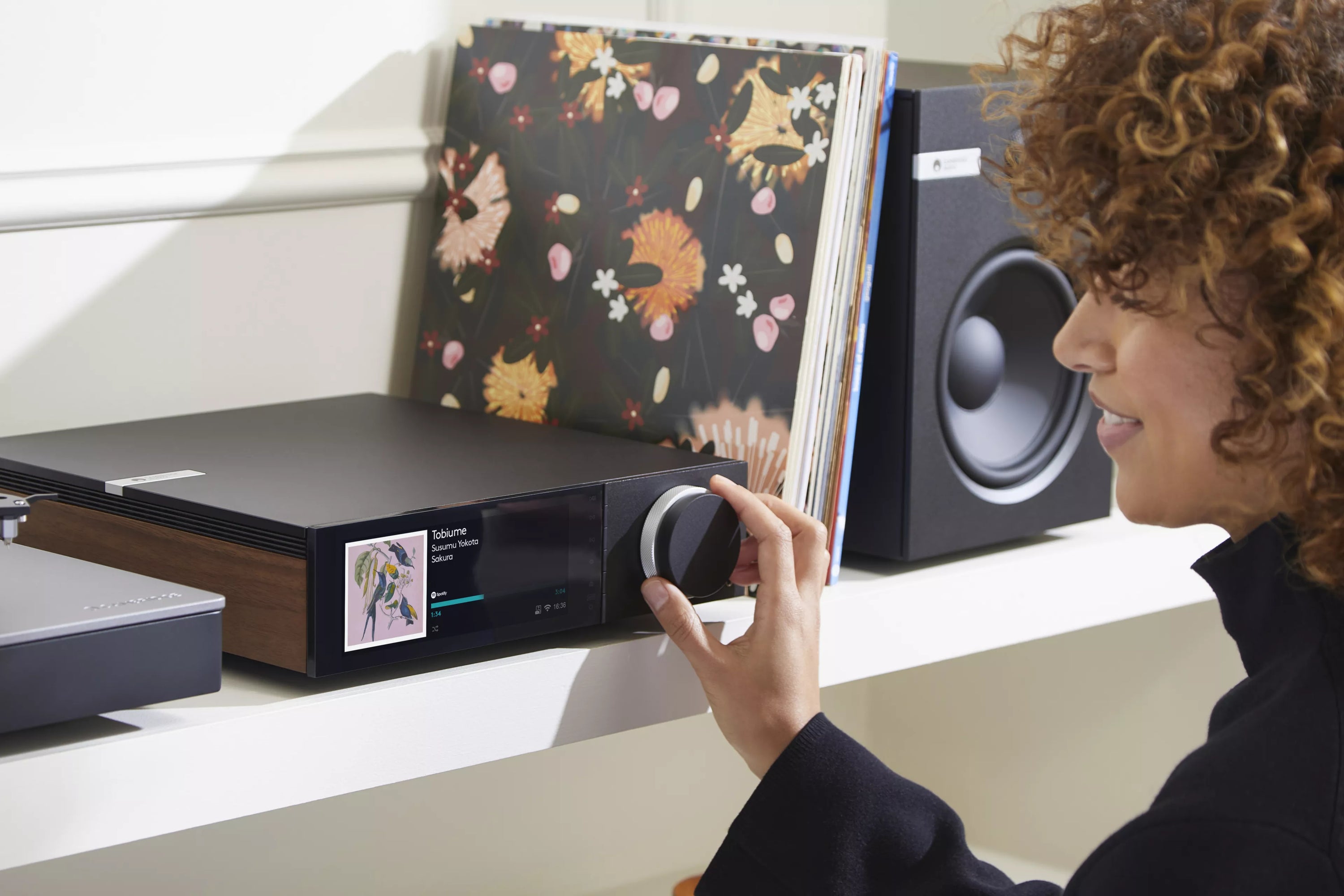 Best Cambridge Audio Amplifier in Canada (2026): CXA81 Mk II vs EXA100 vs EVO 150 SE