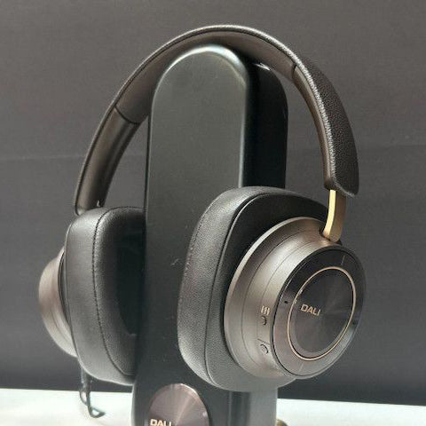 Dali IO-12 Wired Or Wireless State Of The Art Headphones
