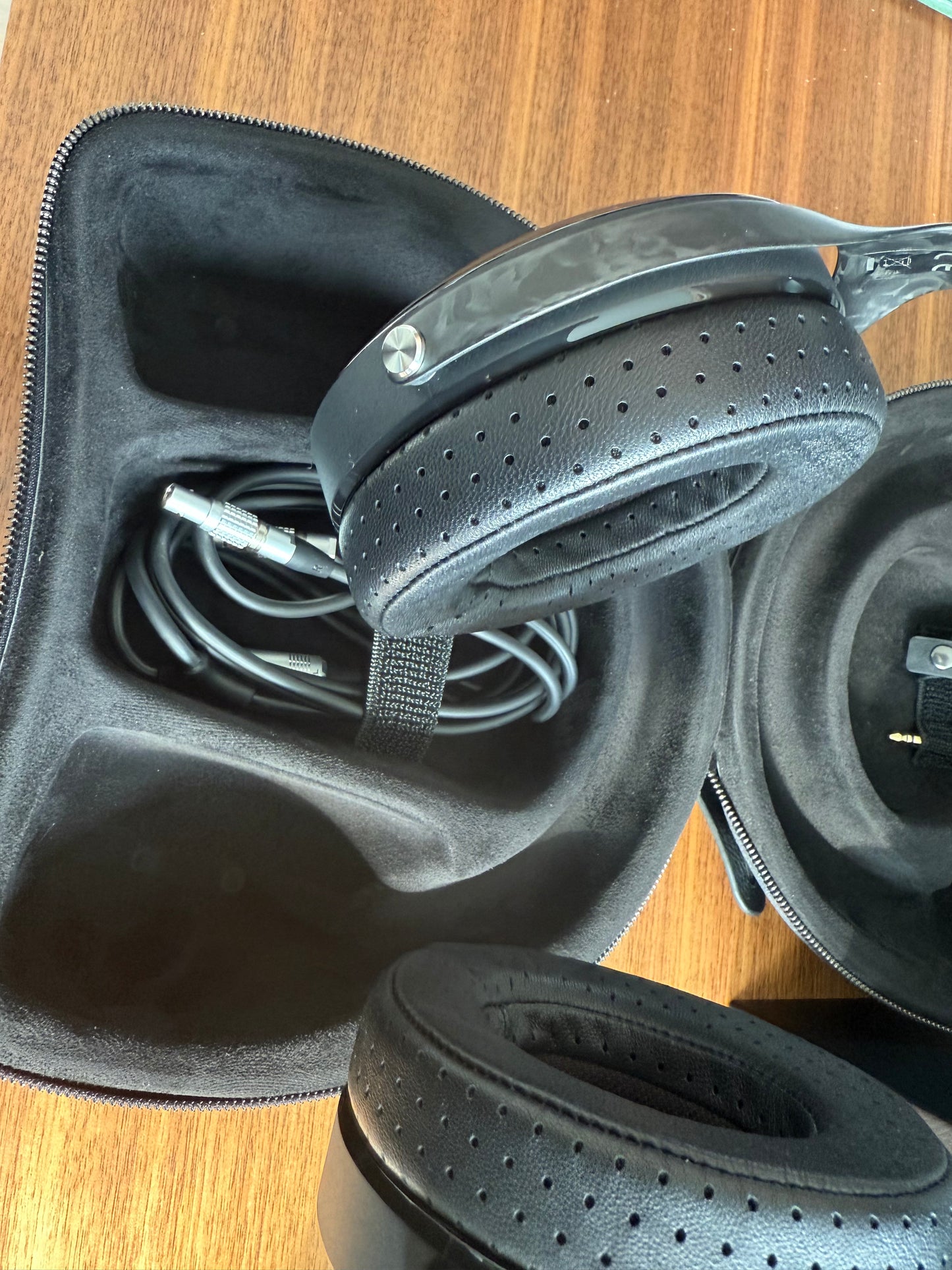 INVENTORY REDUCTION SALE - SPECIALS ON SALE - NEW - Display - Demo and Consignment