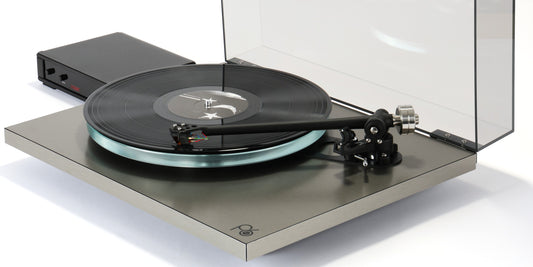 Rega Planar 6 Turntable