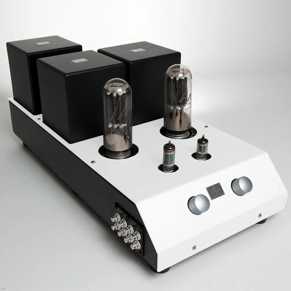 Audio Note Stereo and Mono Block Power Amplifiers